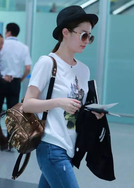 杨幂小糯米买包包,杨幂宋佳