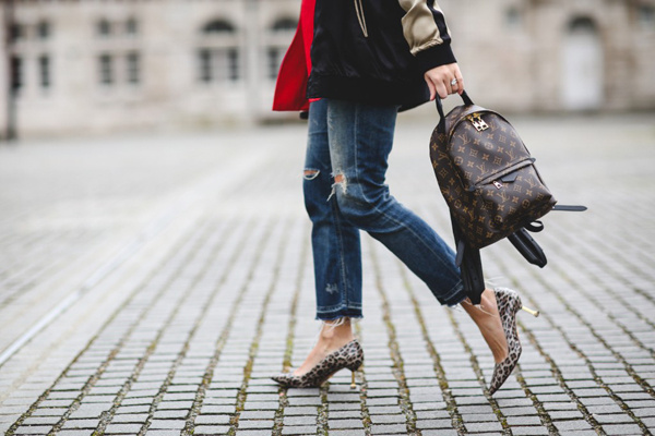 杨幂小糯米买包包,杨幂宋佳