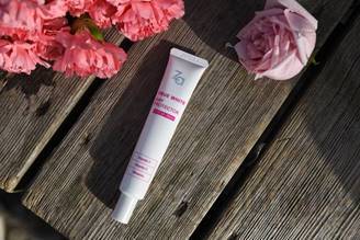 姬芮za真皙美白隔离霜怎么用,za姬芮新焕真皙润色隔离霜新版