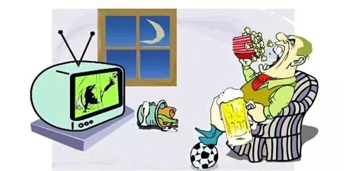 足球正确看球姿势,足球来的时候如何完美转身