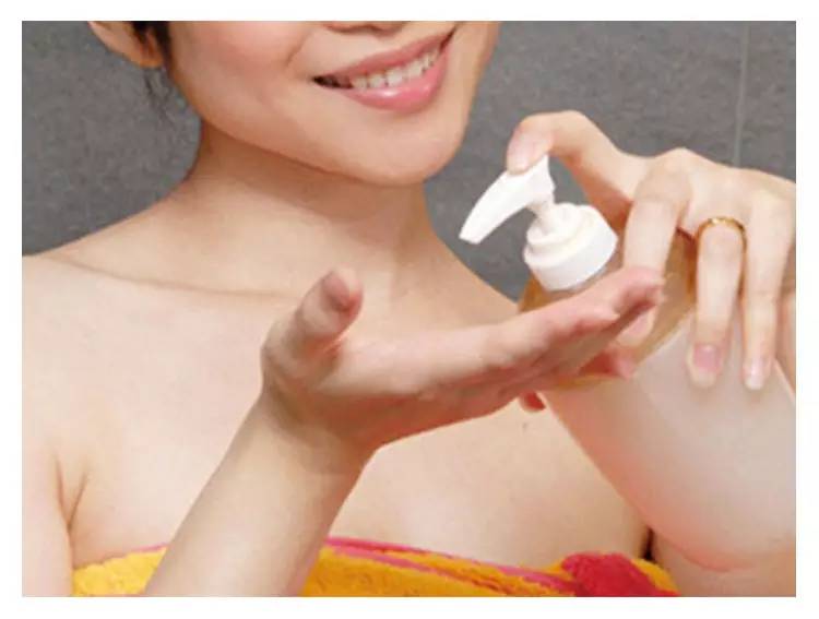 产后会阴擦洗的步骤,会阴护理内容及关注事项