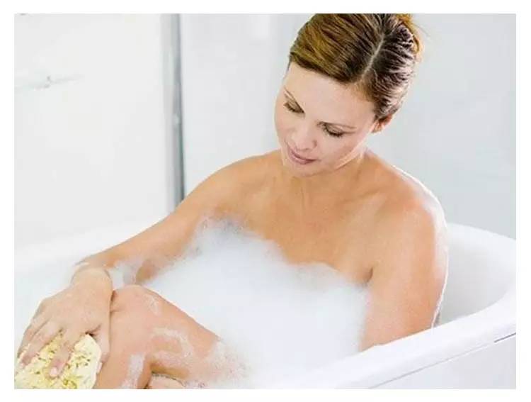 产后会阴擦洗的步骤,会阴护理内容及关注事项