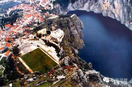 全球最美的5个露天足球场,风景最漂亮的足球场