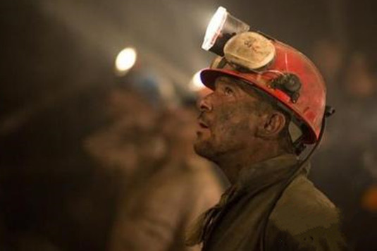 电影地心营救免费完整版,电影解说矿难营救