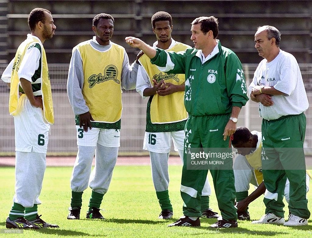 没有之一！中国最土豪外援来华自带两仆人和30万美金零花钱