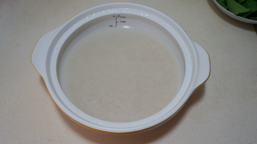 腊肠煲仔饭最正宗的做法,做腊肠煲仔饭的方法