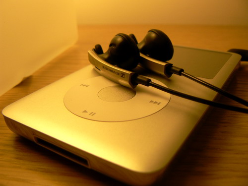 耳塞戴不稳怎么解决,耳塞太软了戴不进去怎么办