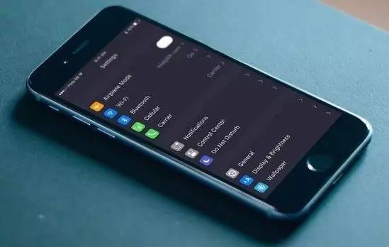 iphone最好用的四个功能,iphone深夜模式有什么好处