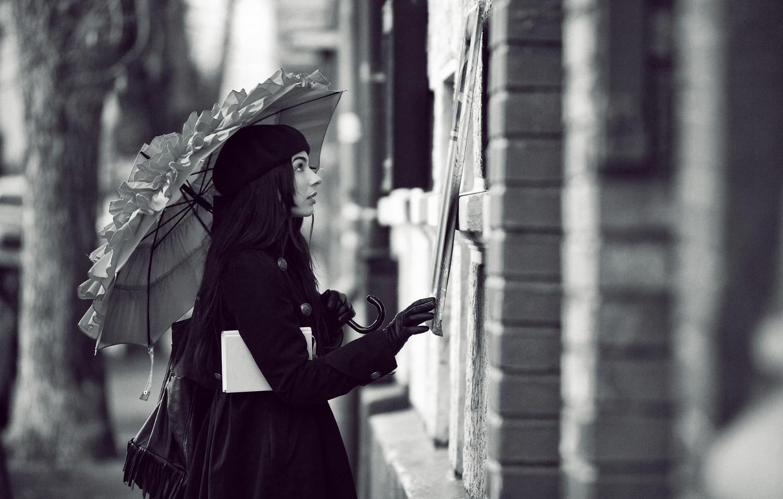 被强吻的男子,被女子强吻