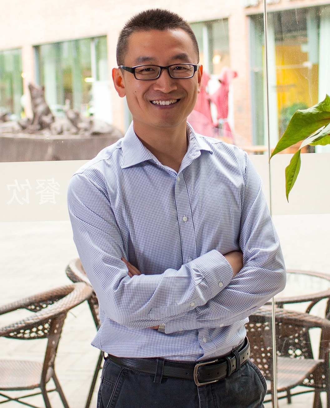 你知道什么才是真正的抱大腿么,正确的抱大腿