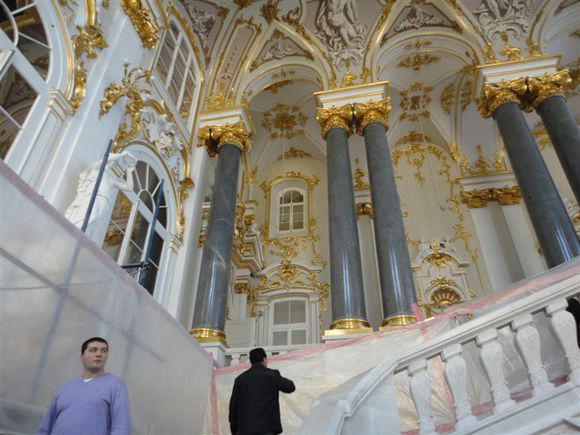 我是远洋渔民，爱钓鱼，更爱周游世界