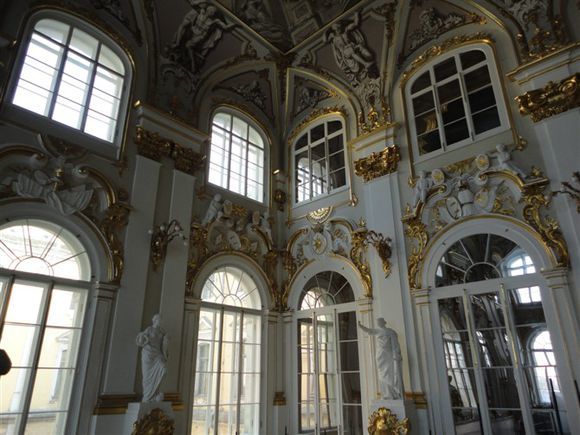 我是远洋渔民，爱钓鱼，更爱周游世界