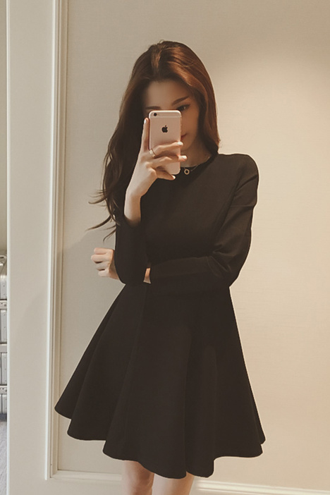 紧身裙穿搭时尚优雅很有魅力 (可单穿可内搭时尚秋款裙)