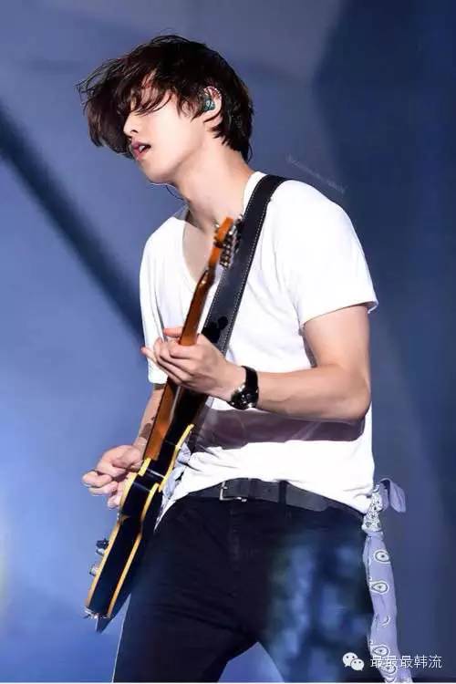 我们相爱很多年为什么就离别了,我们相爱很多年是哪首歌歌词