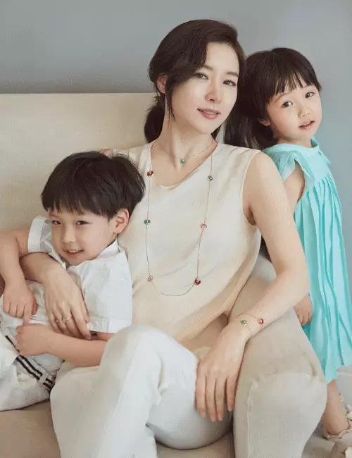 一些明星是不是整容了,明星整容会有后遗症吗