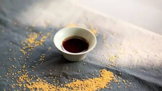 河南南阳产的小米黄酒,南阳小米黄酒