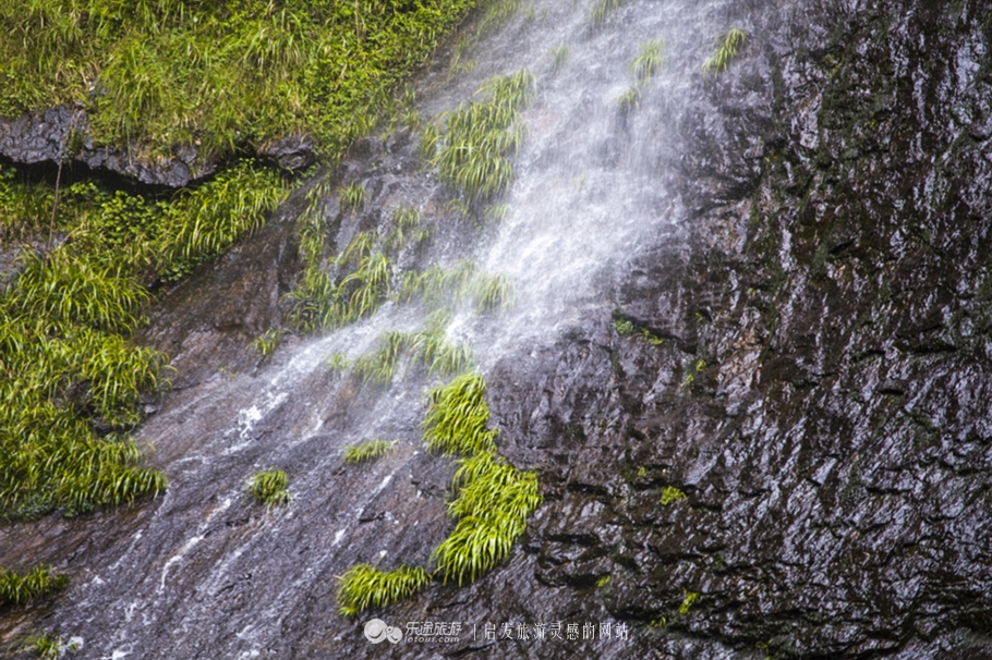 云顶景区瀑布,云顶山峡谷七彩瀑布