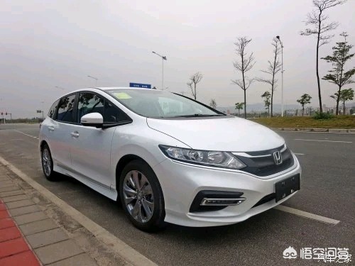 本田杰德2022款落地多少钱,本田杰德1.8舒适版都有什么功能