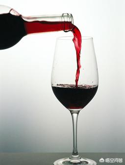 真酒假酒最简便科学的鉴别方法,葡萄酒如何鉴别真酒假酒