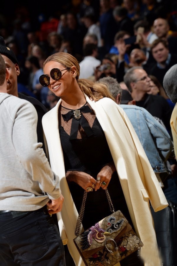 少女心爆棚吃马卡龙,少女心大爆棚