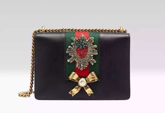 少女心爆棚吃马卡龙,少女心大爆棚