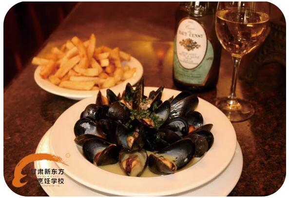 六月狂欢舌尖上的欧洲杯：意大利VS比利时