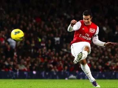 最低调的足球明星开什么车,世界足球明星都开什么车去上班