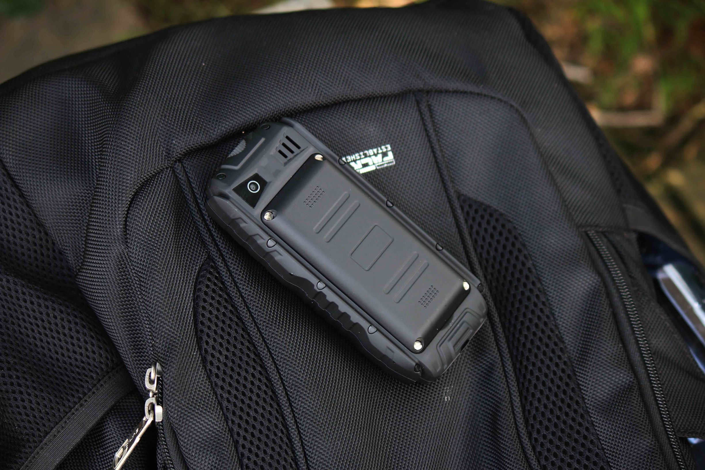 堪比旗舰机的手机,堪称百元神机