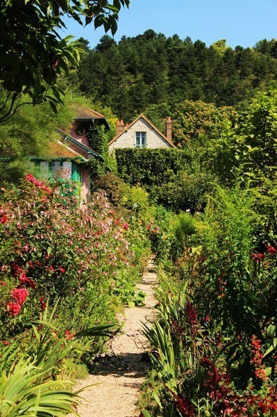 小镇艺术|印象派系的吉维尼，莫奈的“睡莲”花园