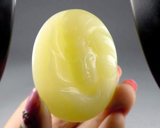 天黄，地黄，不如*疆新**老黄玉。