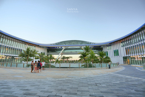 走进购物的天堂：三亚海棠湾免税店