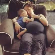 陈浩民的老婆剖了几胎,陈浩民老婆是顺产还是剖腹产