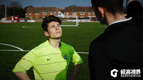 给裁判盖白布,如果裁判明目张胆吹黑哨会怎么样