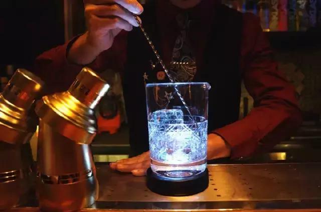 武汉18号酒馆欧洲杯看球好去处,欧洲杯看球酒吧上海