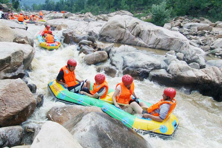 洛阳白云山漂流水上乐园,洛阳水上乐园最好玩的是哪个