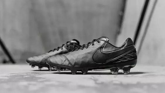 足球鞋知识科普之如何挑选足球鞋,综合性比较强的足球鞋推荐