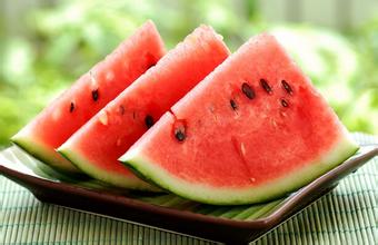 哺乳期奶水不足怎么办食疗,哺乳期间吃什么食物奶水营养