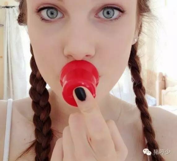 庆幸，男女通杀的Plump唇不用动刀