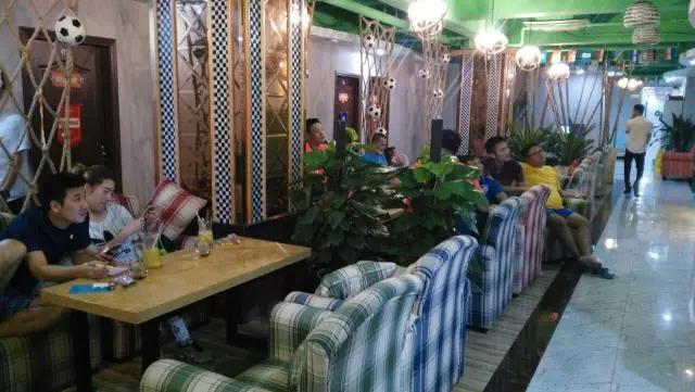 海口特色餐厅推荐,哈尔滨足球主题餐吧