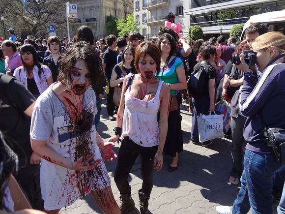 我是远洋渔民，爱钓鱼，更爱周游世界