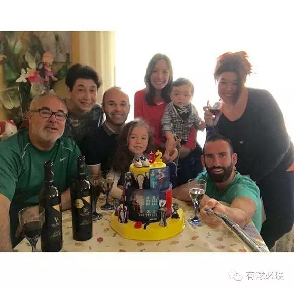 这个世界欠小白一个足球先生