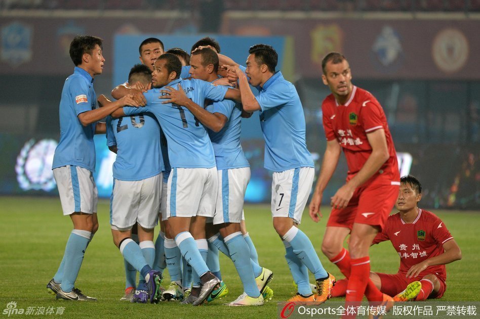 鏉冨仴宸呭嘲鏃跺埢闆嗛敠,涓诲満0-2閫嗚浆