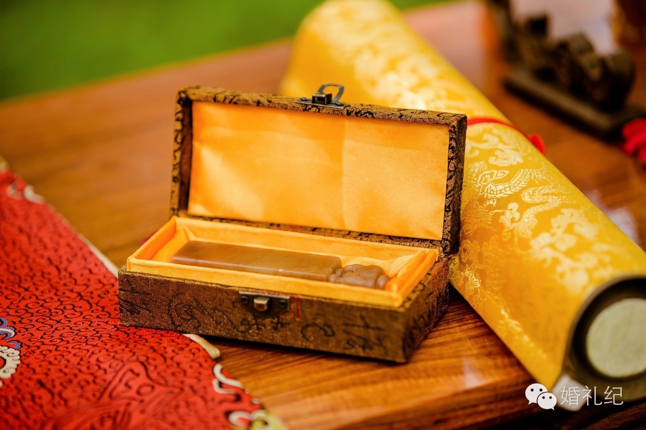 分毫不差按清朝老北京规矩结婚新郎三支箭射向端庄典雅新娘