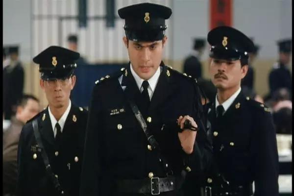 监狱风云张耀扬叫什么名字,徐锦江张耀扬的电影全集