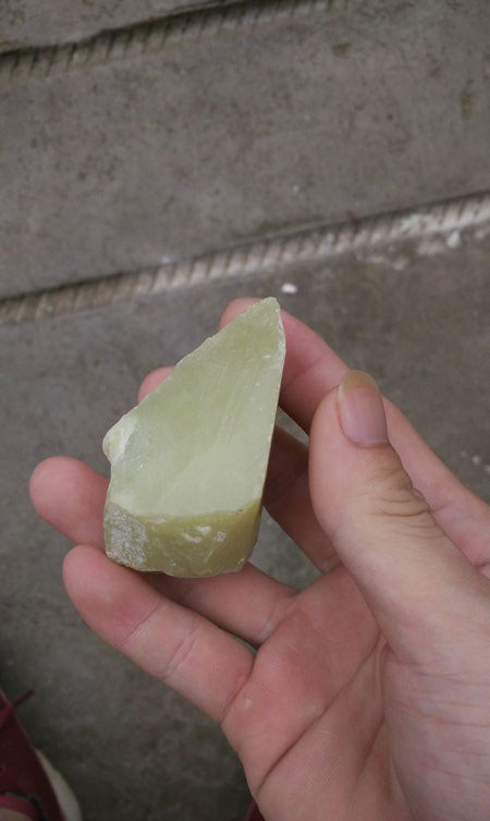 天黄，地黄，不如*疆新**老黄玉。