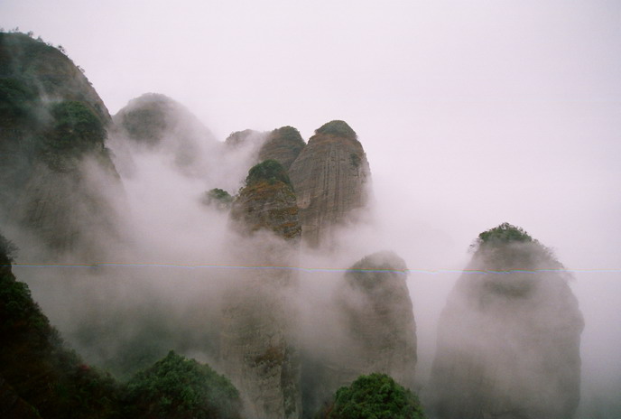 江西三百山国家森林公园,江西安远三百山风景区