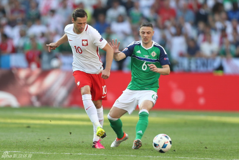 阿迪耐克彪马支持的欧洲杯队,欧洲杯阿迪达斯赞助的国家队