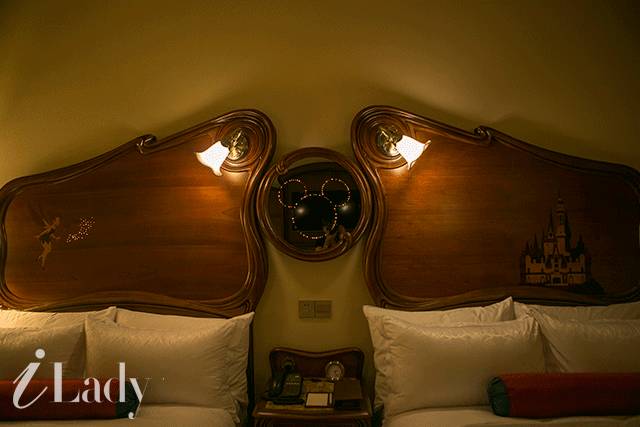 迪士尼不能带自拍杆个人怎么拍照,去上海迪士尼可以带自拍杆进去吗