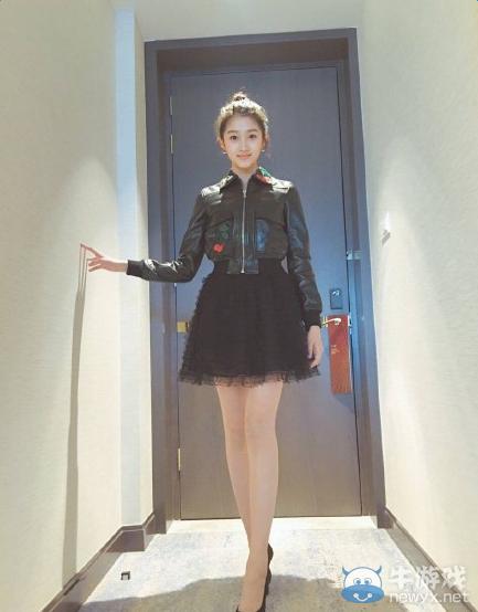 国民闺女关晓彤不愧是宝藏女孩,国民闺女关晓彤包包