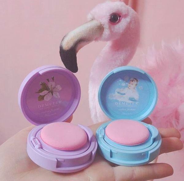 香水跟气垫哪个好,香水和气垫哪个更好用呢